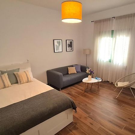 Yannis Guest House Aegina Esterno foto