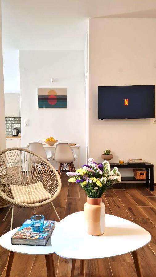 Yannis Guest House Aegina Esterno foto